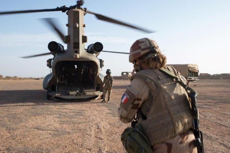 UK Chinooks in Mali