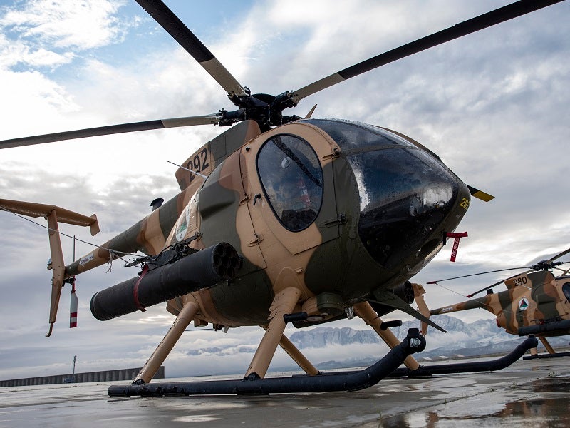 نيجيريا تقرر شراء 12 طائرة هليكوبتر هجومية من طراز MD 530F Cayuse