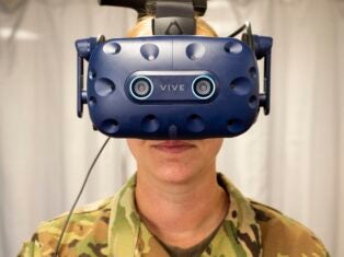 US Air Force trials virtual reality for crew chief course