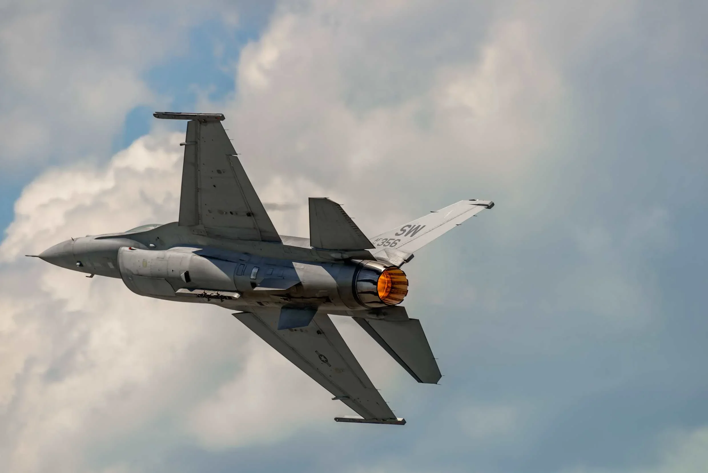 Norway’s NDMA extends F-16 aircraft upgrade contract with KAMS