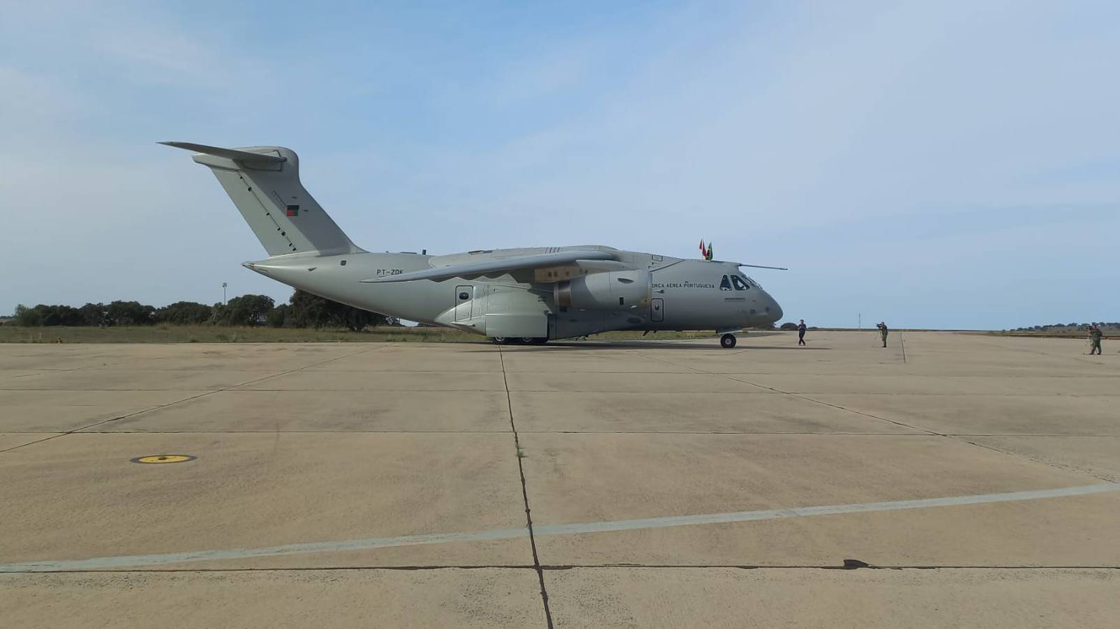 Primeiro avião KC-390 da Força Aérea Portuguesa chega a Portugal