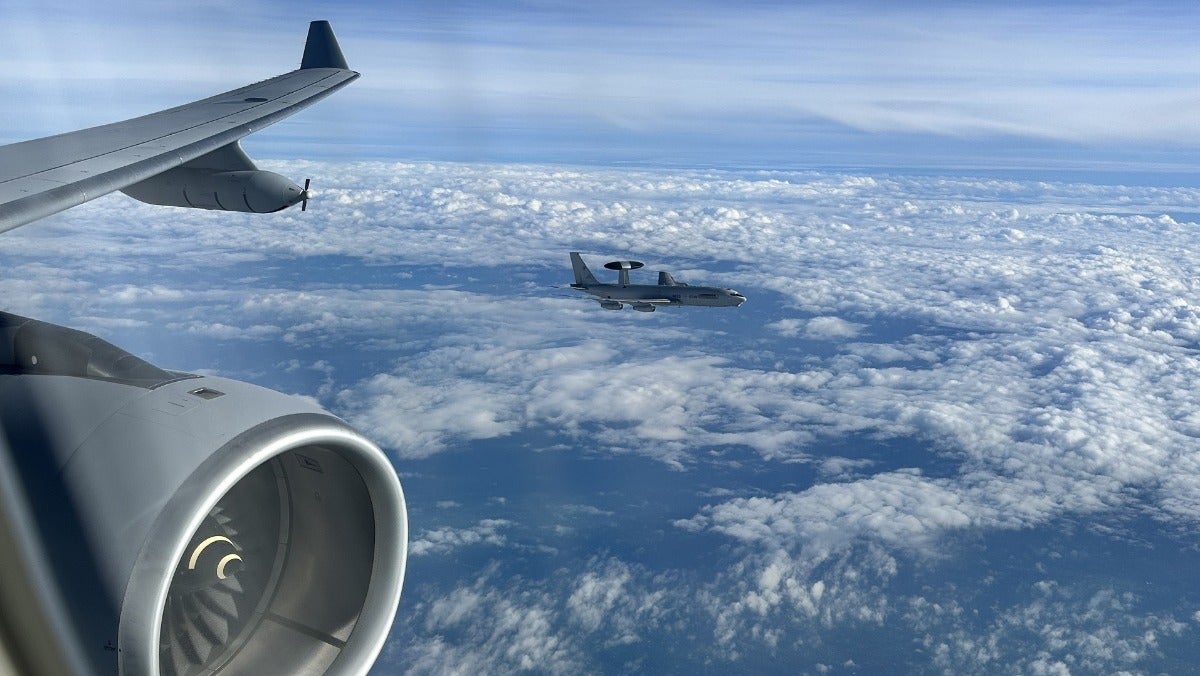 MMF et la flotte d’AWACS E-3A de l’OTAN ont terminé la première campagne d’essais AAR