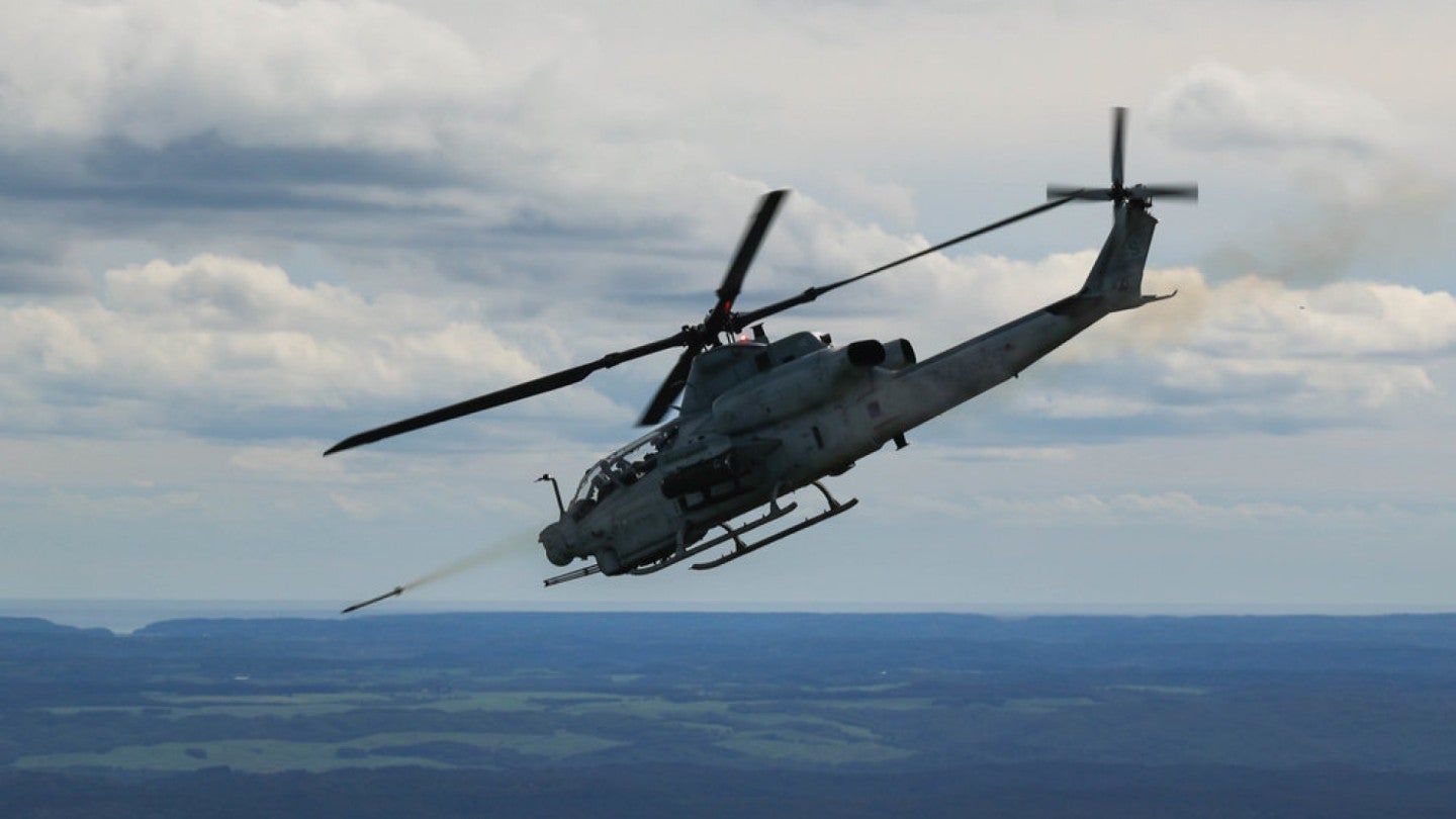 USA dodávajú na Slovensko vrtuľníky AH-1Z a rakety Hellfire II