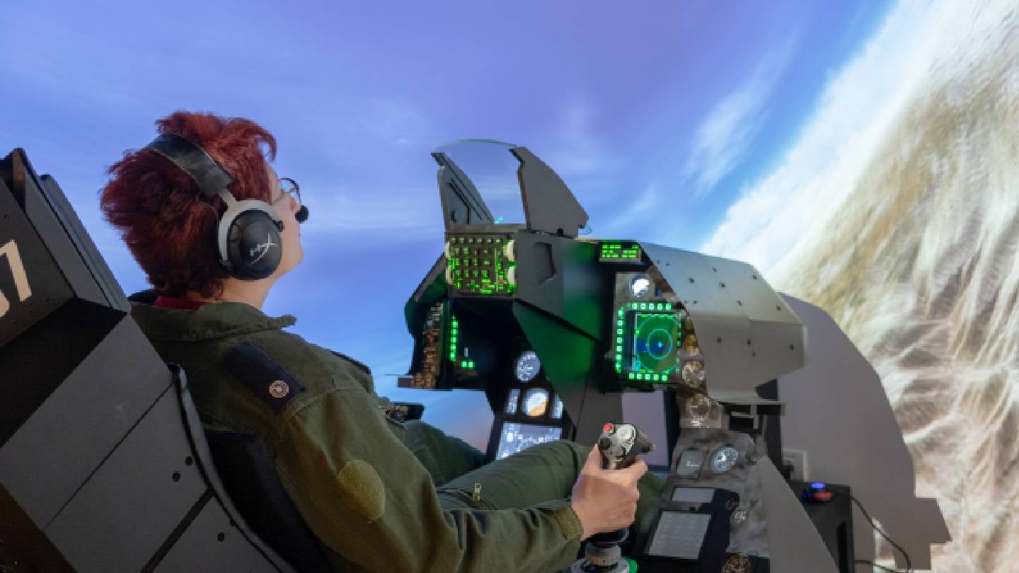Ukraine receives first mobile F-16 simulators for pilot training